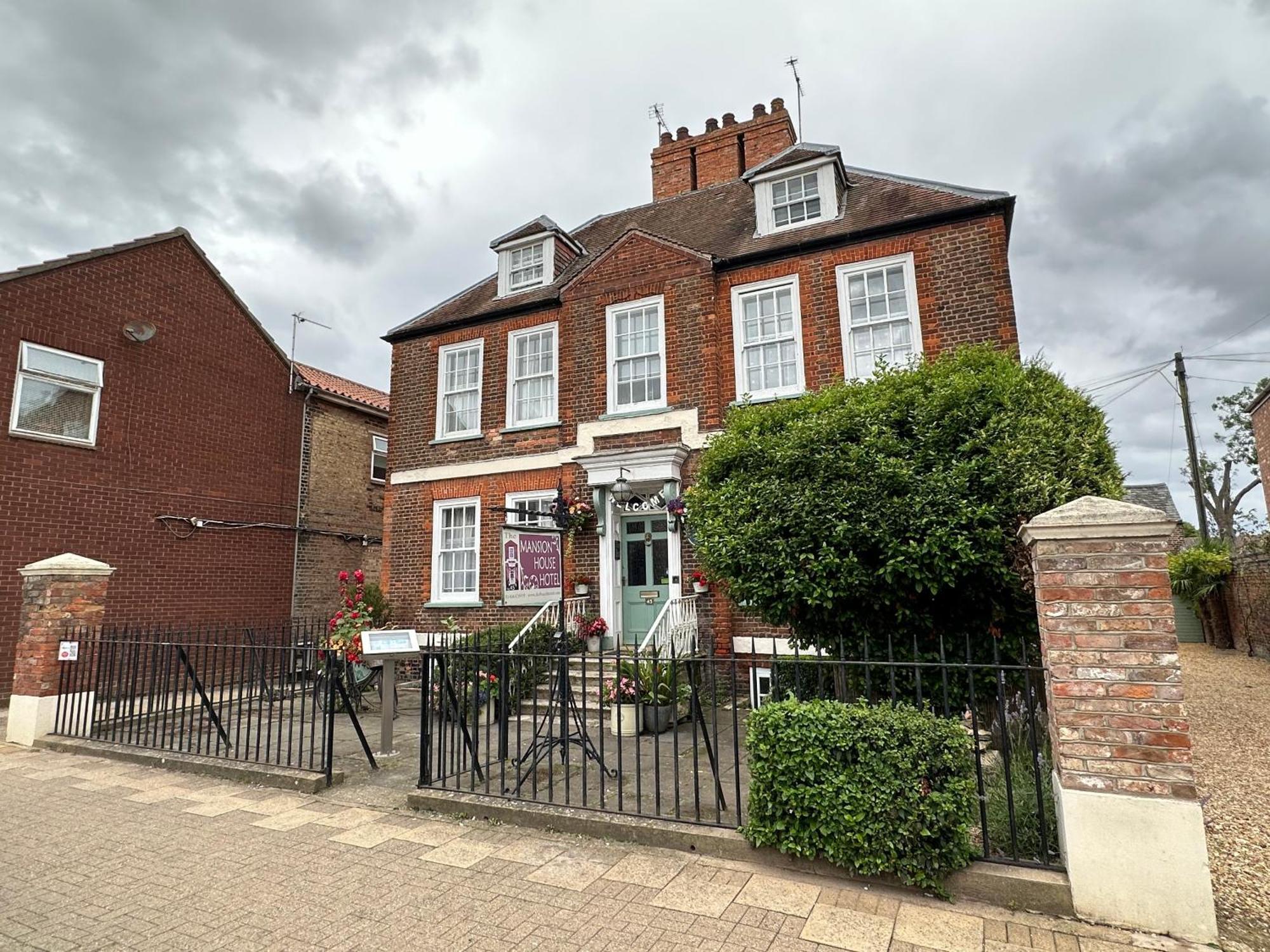 The Mansion House 4* Holbeach